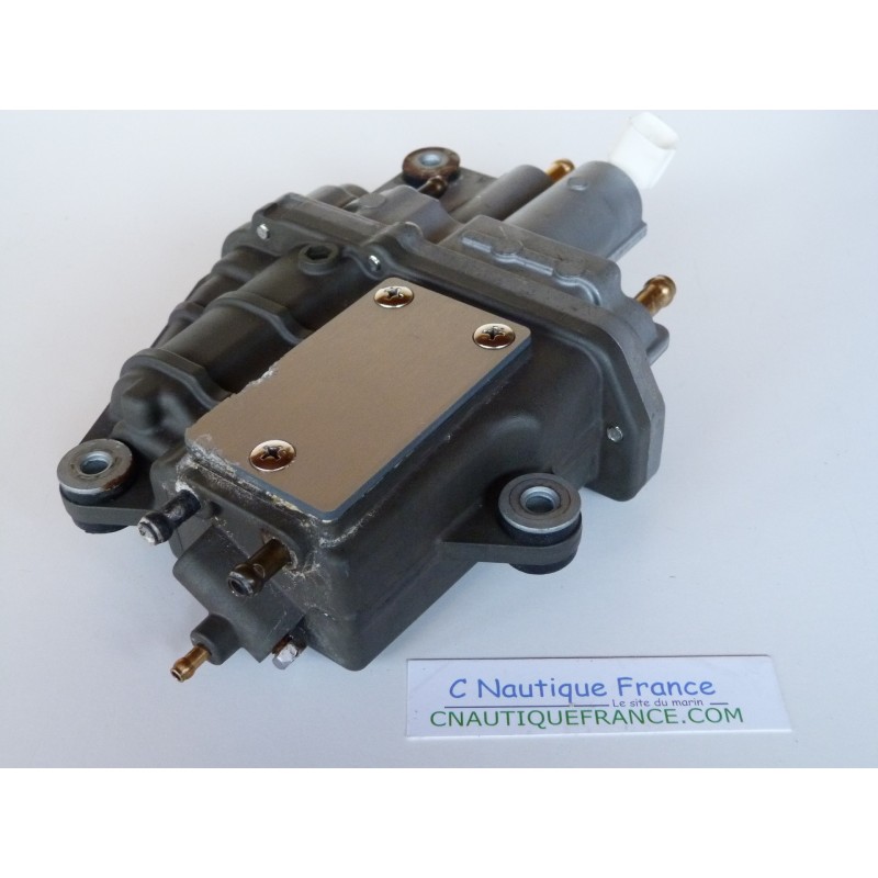 DF40 DF60 SEPARATOR VAPOR 40 - 60 HP 4S SUZUKI 15600-88L01