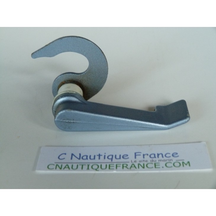 9.9 - 15 HP 2S LATCH HANDLE COWL EVINRUDE JOHNSON 318948