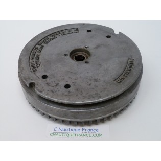 VOLANT MAGNETIQUE 6 CV 2T JOHNSON EVINRUDE 581675
