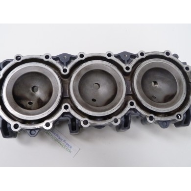 300 HP 2S CYLINDER HEAD YAMAHA Z300 6D0 HPDI