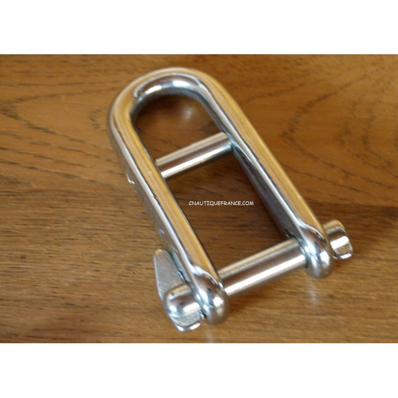 Shackle with snap closure and stopper