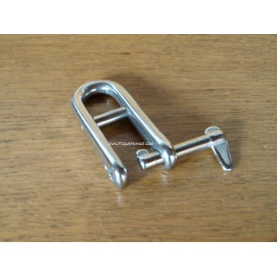 Shackle with snap closure and stopper