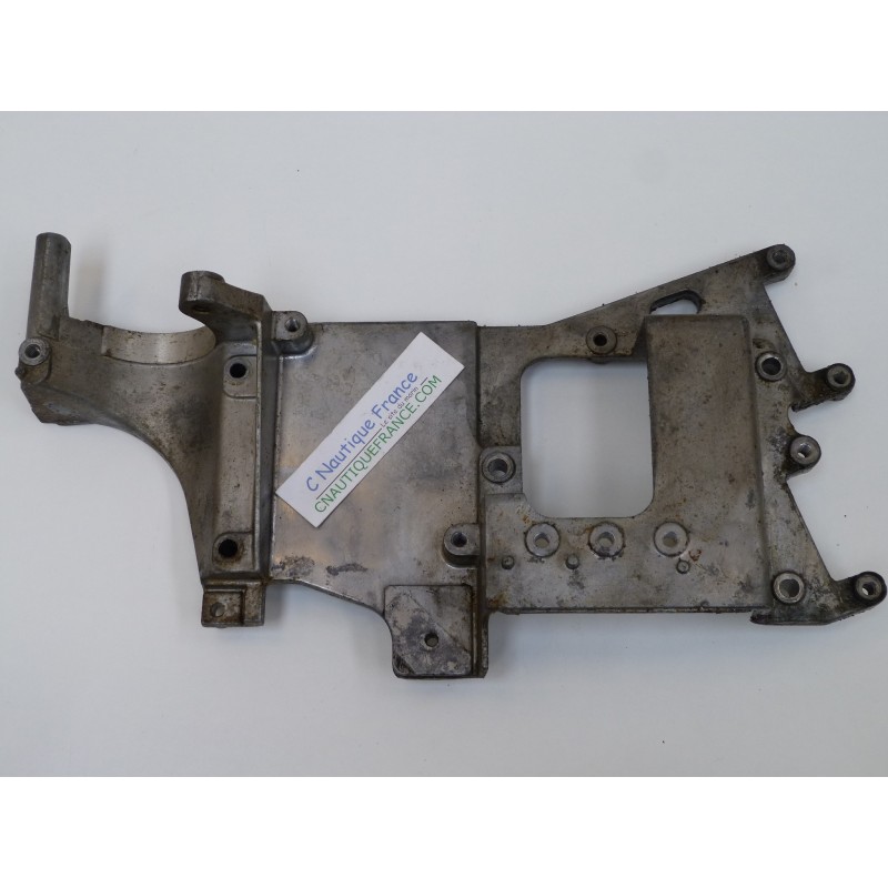 20 - 25 HP STARTER BRACKET YAMAHA 6L2