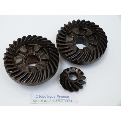 DF60 DF70 PINION GEAR 60 - 70 HP 4S SUZUKI 99E