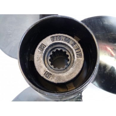 25 - 60 HP PROPELLER MERCURY 10 7/8 X 11  85632A45