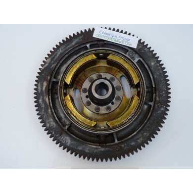 25 HP 2S FLYWHEEL YAMAHA  695