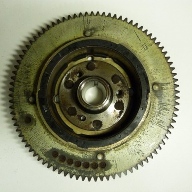 FLYWHEEL  50 HP 4S F4T4200 MARINER MERCURY 825090A 2