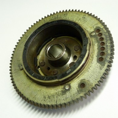 FLYWHEEL  50 HP 4S F4T4200 MARINER MERCURY 825090A 2