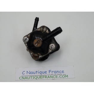 POMPE ESSENCE 9.9 - 15 CV 2T JOHNSON EVINRUDE