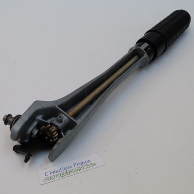 9.9 - 15 HP 2S STEERING HANDLE EVINRUDE JOHNSON