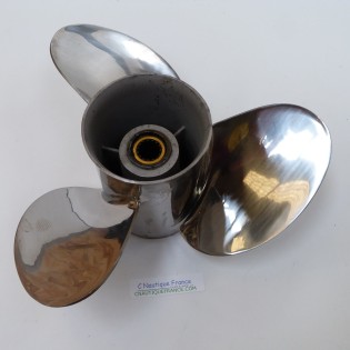 115 - 300 CV HELICE INOX SOLAS HONDA 13 1/4 X 17