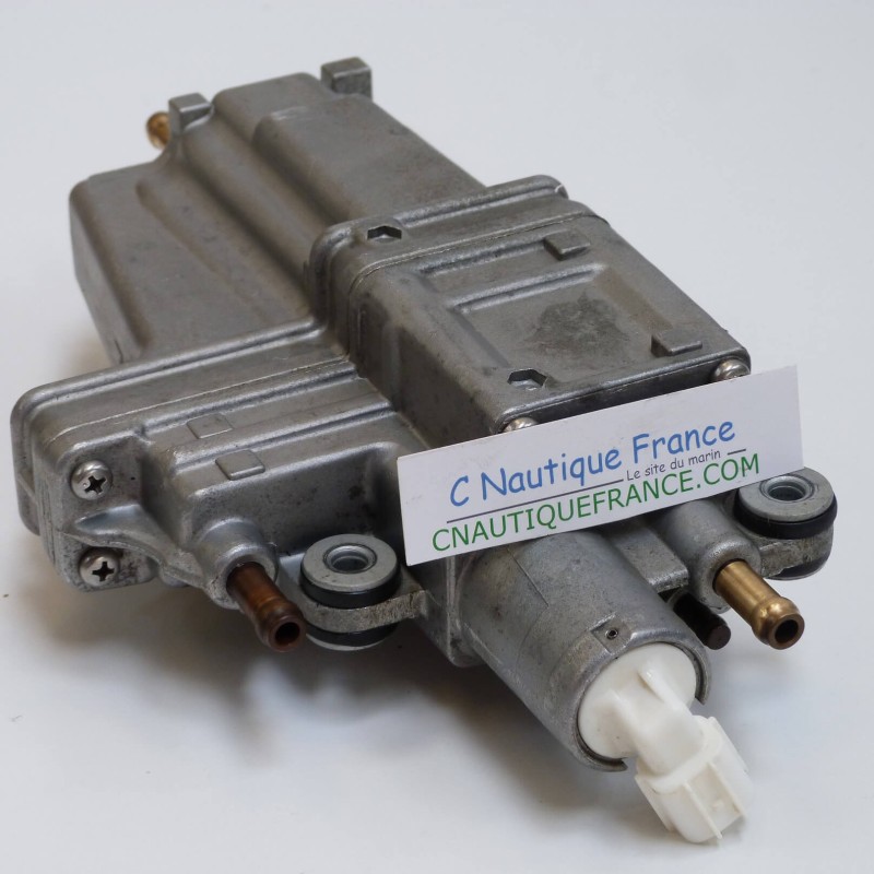 SEPARATEUR DE VAPEUR 60 - 70 CV SUZUKI 15600 99E21