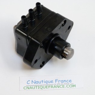 USED FUEL PUMP YAMAHA OUTBOARD F25 - F60 826398T3