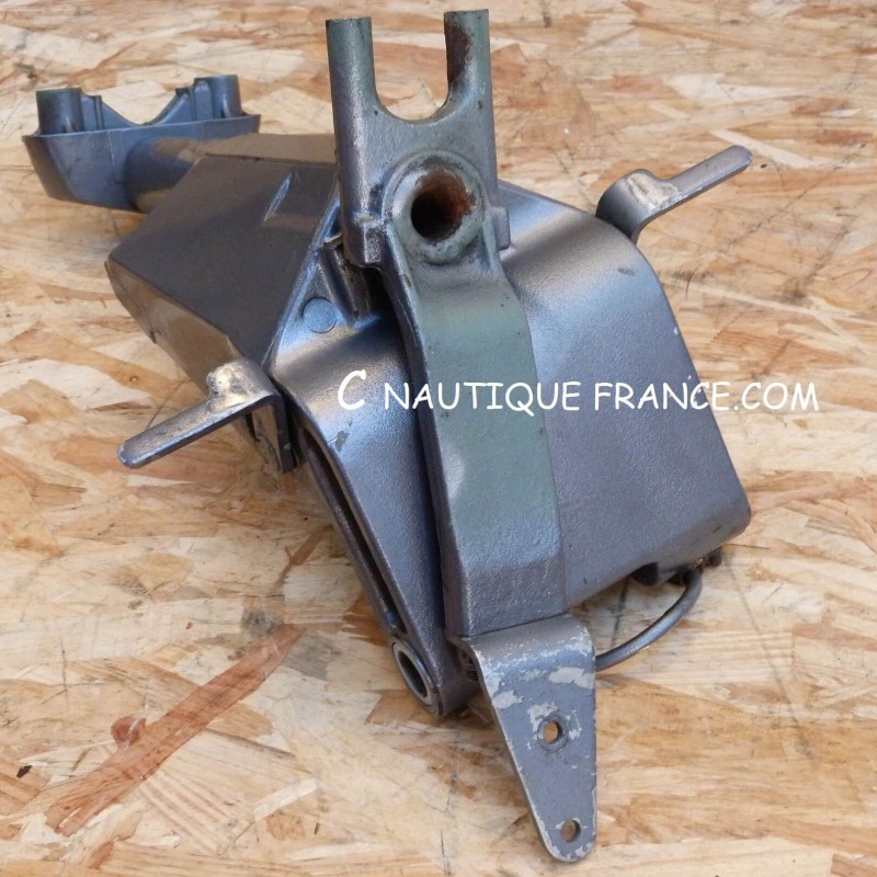 F50 BRACKET SWIVEL 50 HP 4S YAMAHA 62Y
