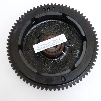 50 - 70 HP 2S 3 CYL. FLYWHEEL JOHNSON EVINRUDE 584360