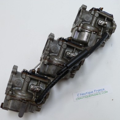 RAMPE 3 CARBURATEURS 70 CV 2T JOHNSON EVINRUDE  HORS-BORD