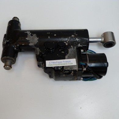 75 - 130 HP 2S POWER TRIM EVINRUDE E-TEC 5007776