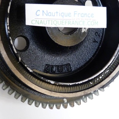 VOLANT MAGNETIQUE 6 - 9.9 CV 4T YAMAHA 68T F6 F8 FT8 F9.9 FT9.9