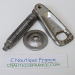 VIS & OREILLE DE PRESSE 8 - 30 CV HONDA