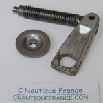 VIS & OREILLE DE PRESSE 8 - 30 CV HONDA