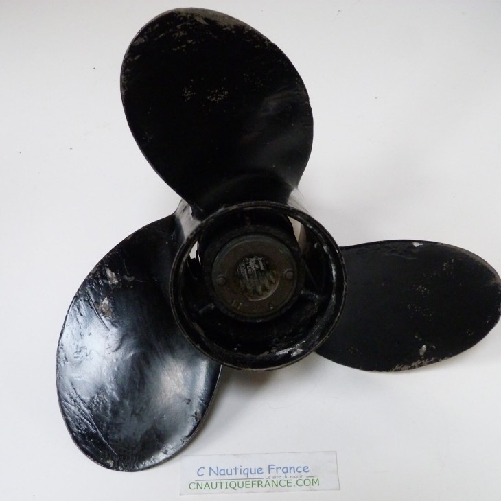 25 - 40 HP PROPELLER 10 7 /8 X 11 MERCURY MARINER 48-85632A40
