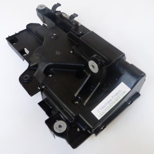 F150 SUPPORTO SCATOLA FUSIBILI 150 CV 4T YAMAHA 63P