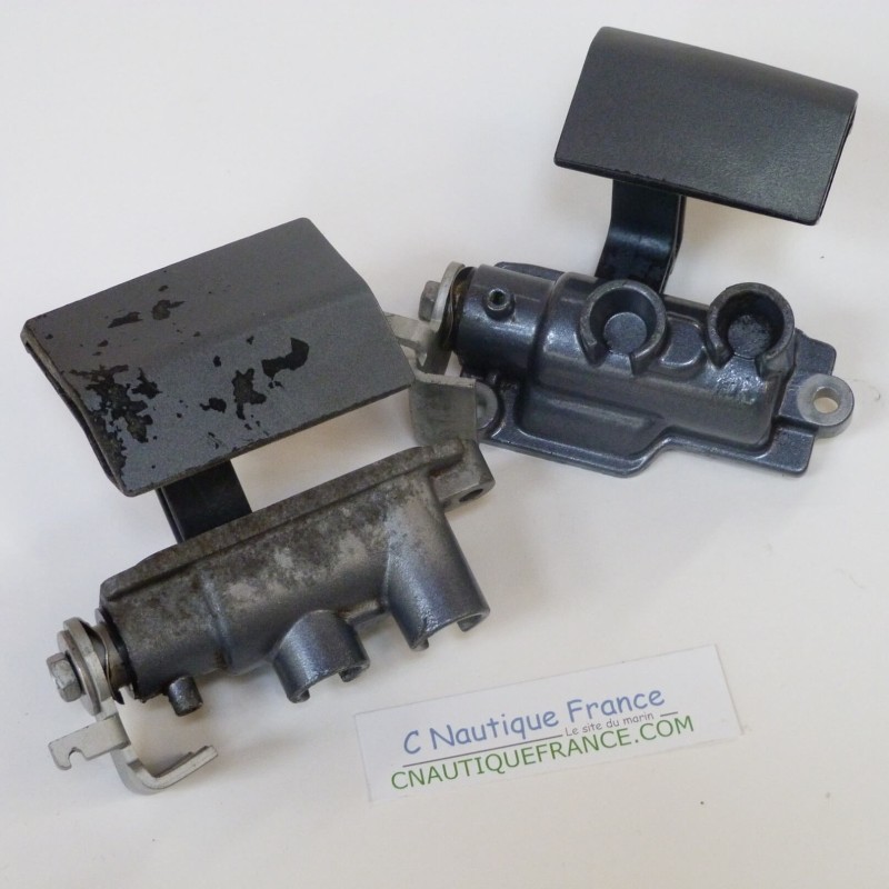 F75 F100 ATTACHES CAPOT 75 - 100 CV 4T YAMAHA 67F