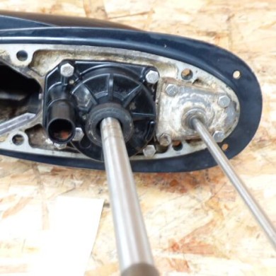 45 - 70 HP 2S LOWER UNIT JOHNSON EVINRUDE