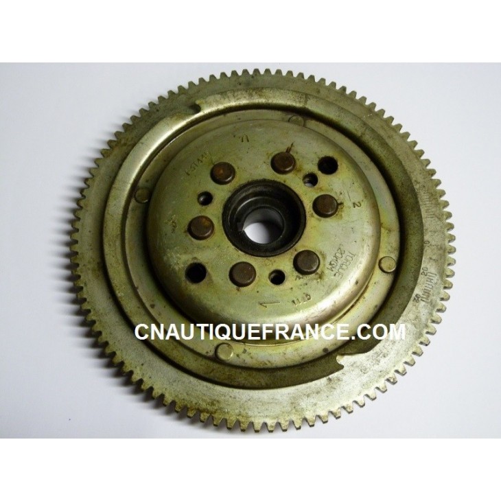 VOLANT MAGNÉTIQUE 55 65 CV 2T SUZUKI DT55 DT65 