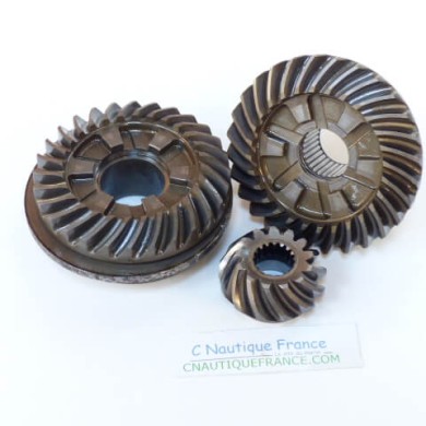 F75 F115 PINION GEAR  75 - 115 HP 4S YAMAHA 68V