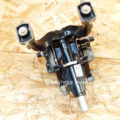 F15M CLAMP BRACKET 15 HP 4S MERCURY
