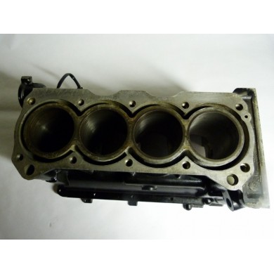 BLOC MOTEUR 60 70 CV 4T SUZUKI DF60 DF70