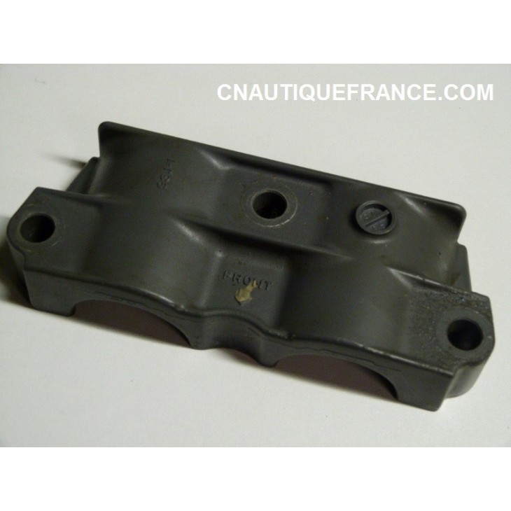 COVER UPPER MOUNT 150 300 HP 4S SUZUKI 54137- 93J01