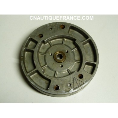 VOLANT MAGNETIQUE 3 - 4 CV 2T OMC JOHNSON EVINRUDE