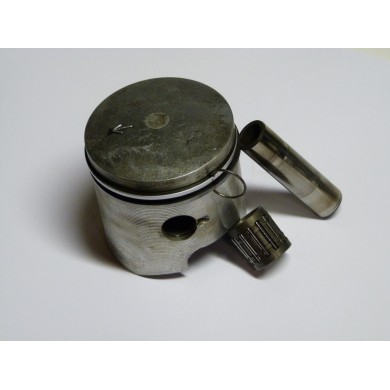 PISTON 9.9 - 15 CV 2T SUZUKI  DT9.9 DT15 0993