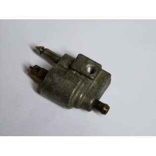 PRISE ESSENCE MÂLE YAMAHA / MARINER 6B - 8B - 6M - 8M