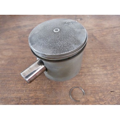 PISTON HORS BORD MARINER / MERCURY REF : 858294