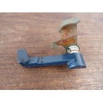 attache capot yamaha 25 dm