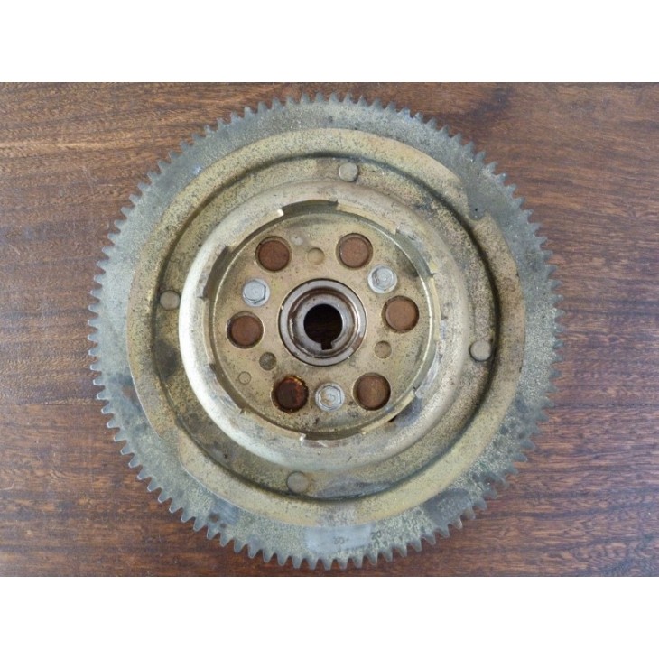 VOLANT MAGNETIQUE YAMAHA F4T410