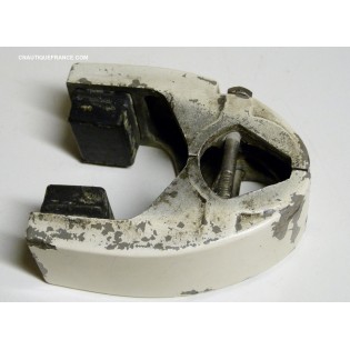 LOWER BRACKET MOUNT 9.9 - 10 - 15 HP 2S JOHNSON EVIRUDE