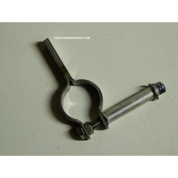 VIS DE REGLAGE BOITIER DE COMMANDE YAMAHA 703