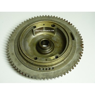 FLYWHEEL 25 - 35 HP 2S JOHNSON EVINRUDE 582007