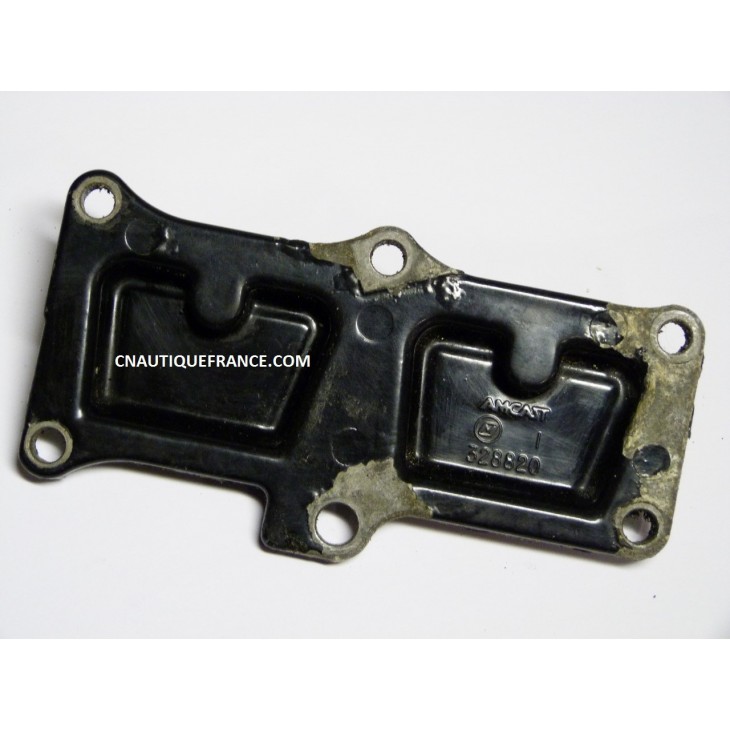 PLAQUE D' ECHAPPEMENT 9.9 - 15 CV 2T JOHNSON EVINRUDE 0328820