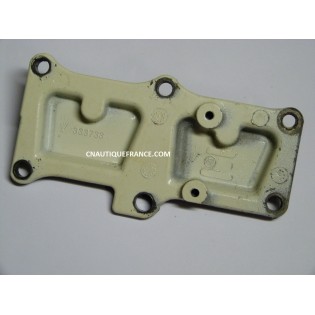 PLAQUE D'ECHAPPEMENT 9.9 - 15 CV 2T JOHNSON EVINRUDE 
