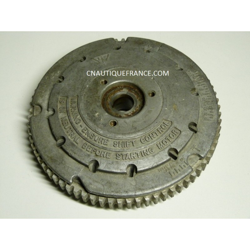 FLYWHEEL 65 - 75 HP 2S JOHNSON EVINRUDE 582898