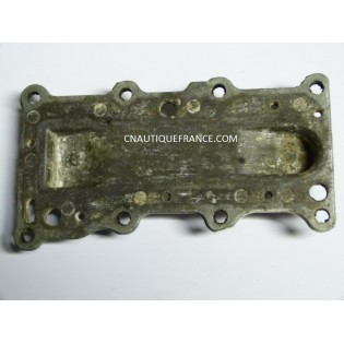 INNER EXHAUST COVER 9.9 - 15 HP JOHNSON EVINRUDE 0318926
