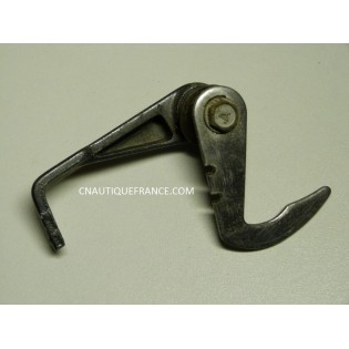 LEVER HOOK 9.9 - 15 HP 2S SUZUKI 