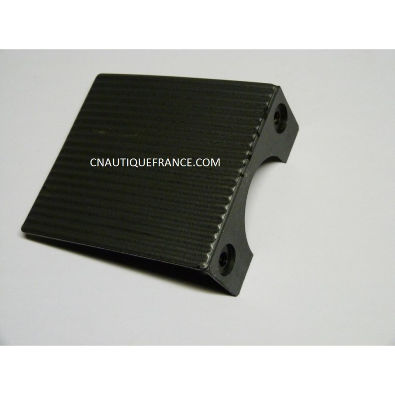 COUVERCLE DE SILENT BLOC MARINER 67077T6