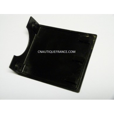 COUVERCLE DE SILENT BLOC MARINER 67077T6