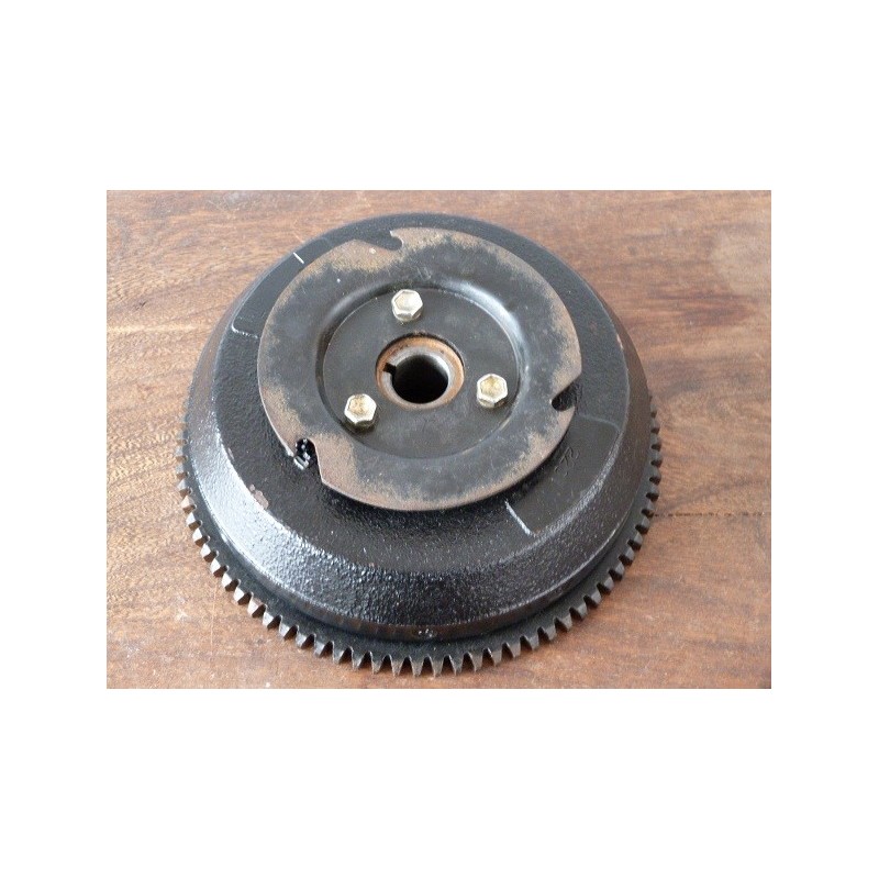 VOLANT MAGNÉTIQUE 9.9 CV SUZUKI DT9.9